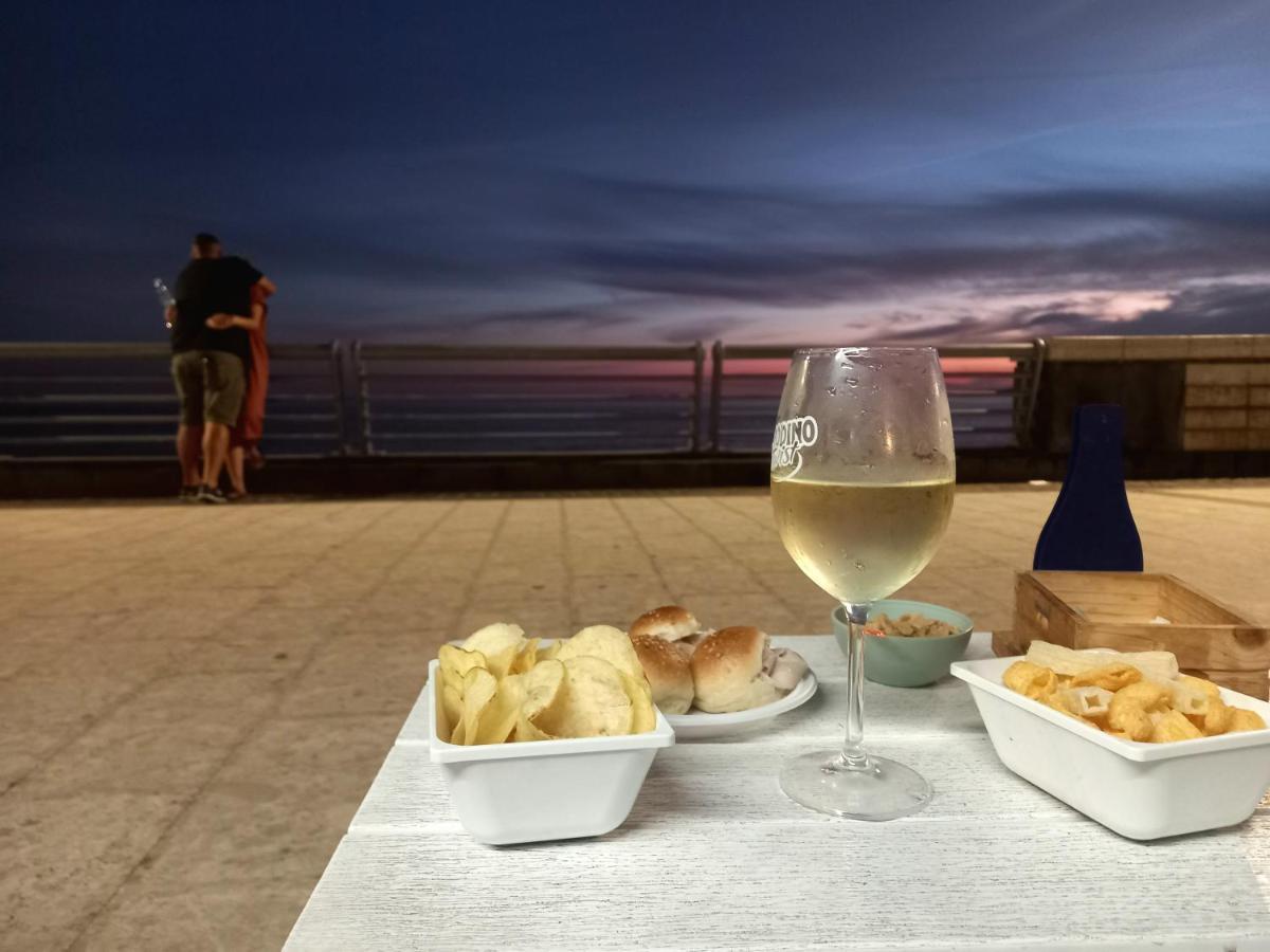 Pozzuoli 100Per100 Home Bagian luar foto