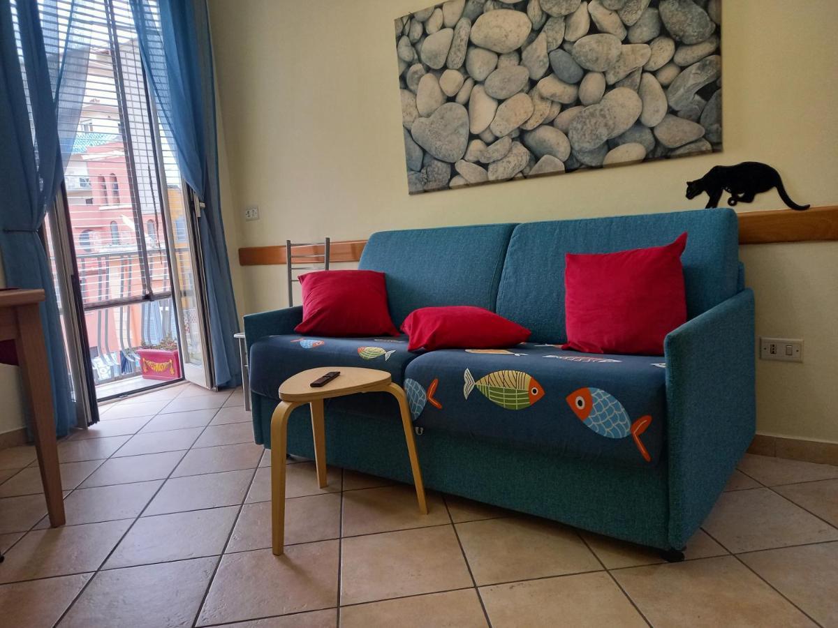 Pozzuoli 100Per100 Home Bagian luar foto